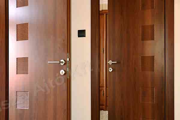 beltéri ajtó beépítéssel